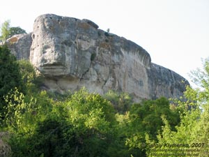Крым. Эски-Кермен, вид с юго-востока (ниже храма «Трех всадников»).