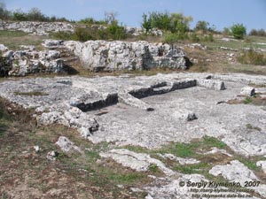 Крым. Мангуп-Кале. Основание церкви (район юго-восточного монастыря).