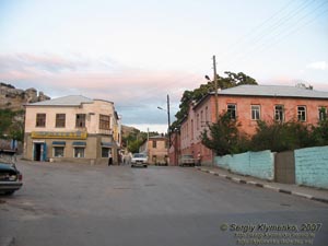 Крым. Бахчисарай. По улицам старого города.