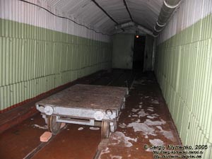 Крым. Фото. Военно-морской музейный комплекс «Балаклава». В арсенальной паттерне (по состоянию на 2005 год).