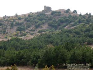 По дороге от Алушты на Судак. Укрепление Чобан-Куле, XIV-XV века.