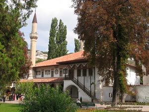 Крым. Бахчисарайский дворец-музей. Большая дворцовая мечеть (Хан-Джами), XVII-XVIII вв.