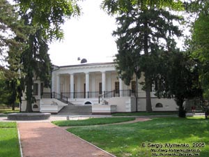 Крым. Симферополь, бывший загородный дом Воронцова в парке «Салгирка», 1827 год.