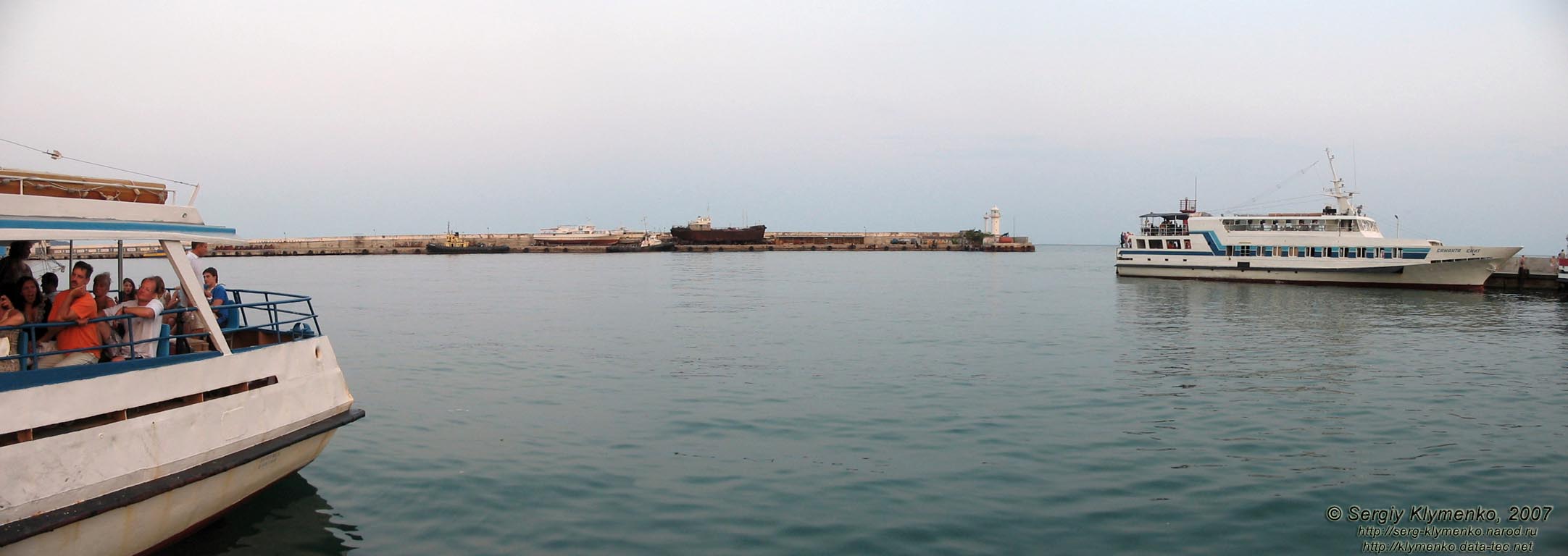 Крым. В Ялтинском морском порту.