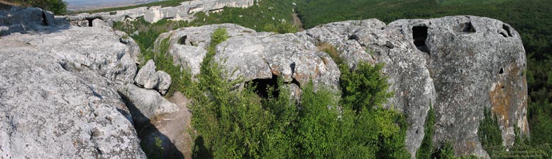 Крым. Эски-Кермен, восточные глыбы.