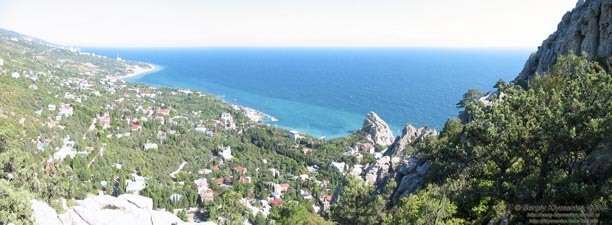 Крым. Вид на Симеиз с горы «Кошка».