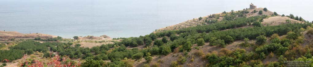 По дороге от Алушты на Судак. Вид на море, мыс Агира и средневековую башню Чобан-Куле.