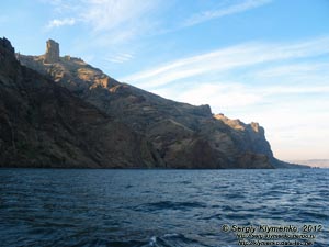 Крым. Вулканический массив Кара-Даг. Вид с моря.