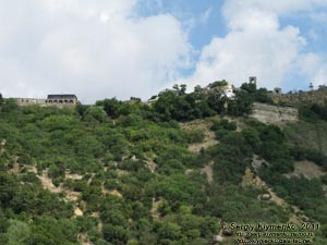 Крым. Фото. Георгиевский монастырь возле мыса Фиолент, вид с моря.