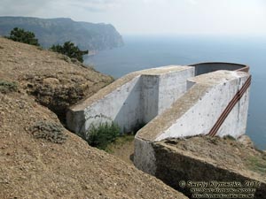 Крым. Фото. Форт «Южная Балаклава». Та самая «Бочка смерти» вблизи.