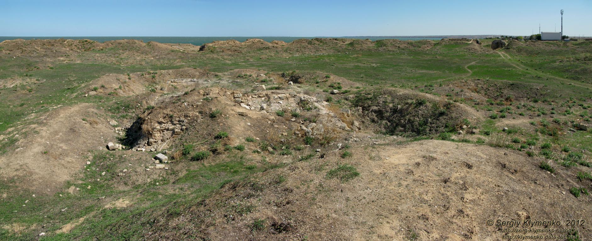 Крым. Фото. Арабатская крепость. Внутри крепости. Панорама ~90°.