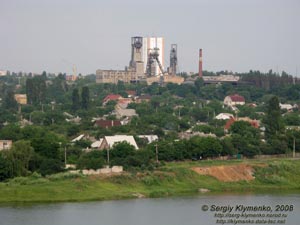 Фото Донецка. Шахта им. Калинина (за Кальмиусом).