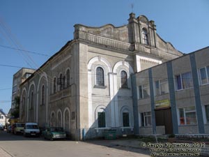 Ивано-Франковская область, Городенка. Фото. Бывшая Большая Синагога (1743 год).