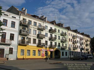 Ивано-Франковск. Фото. На площади Шептицкого.