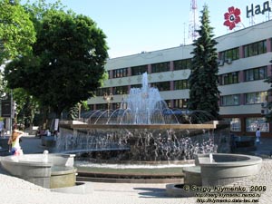 Ивано-Франковск. Фото. Фонтан на Вечевом майдане.