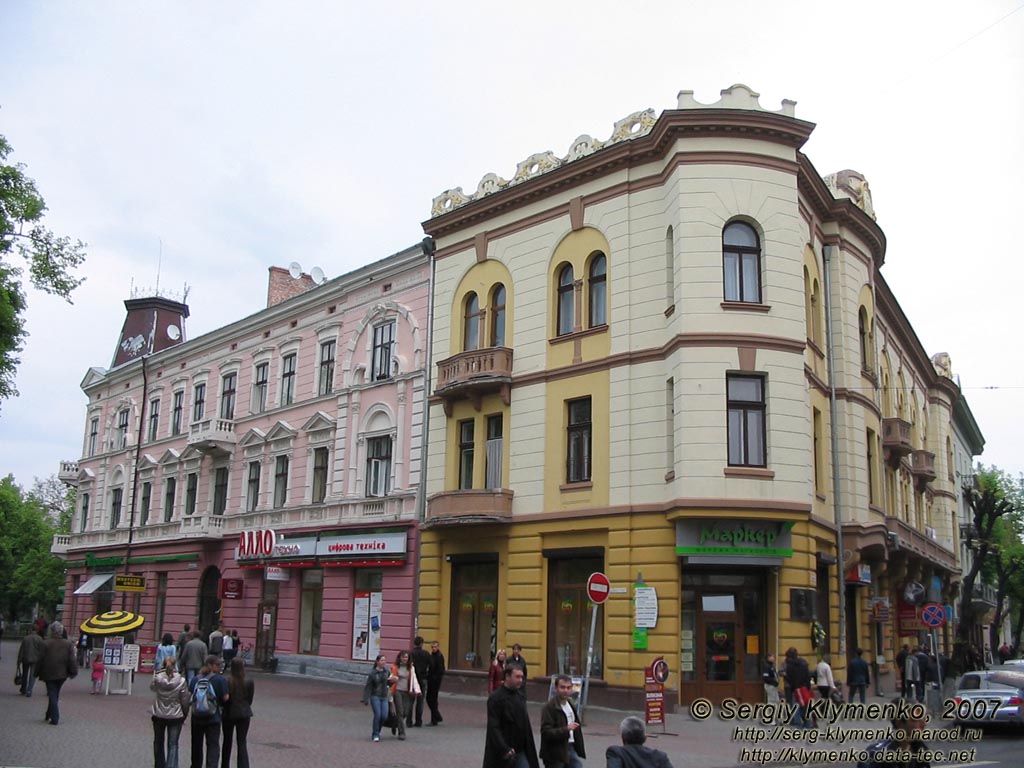 Ивано-Франковск. Фото. По улицам старого города. Здание 1910 года по адресу ул. М. Грушевского, 1.