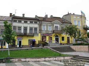 Тернопольщина. Бережаны. Фото. В центре города. По улицам старого города.