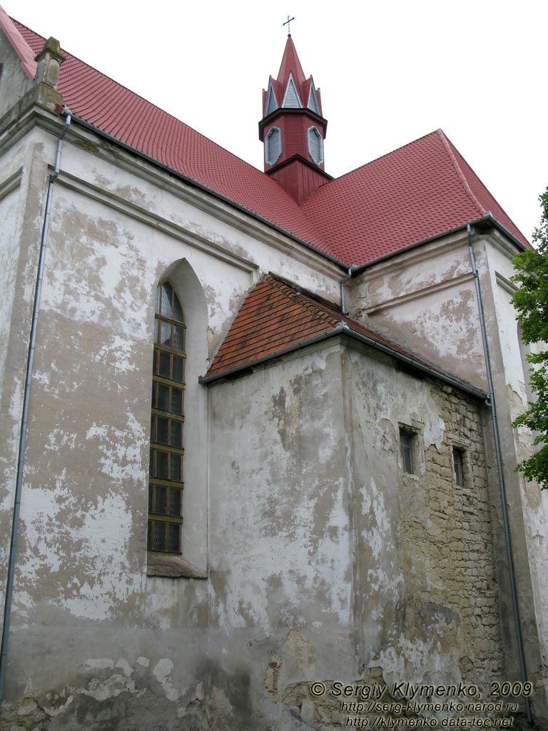 Тернопольщина. Бережаны. Фото. Костел Рождества Девы Марии (1620 год).