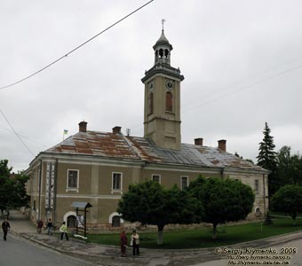 Тернопольщина. Бережаны. Фото. Ратуша, 1811.