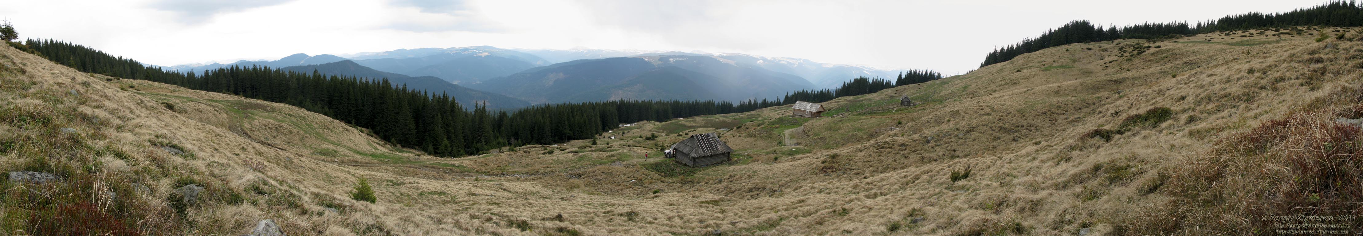 Фото Карпат. Вид на полонину «Веснарка» сверху (48°00'00"N, 24°40'16"E). Панорама ~180°.