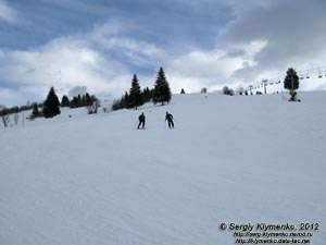 Закарпатская область, горнолыжный курорт Изки. Фото. На горных склонах.