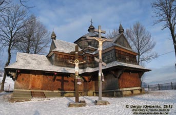 Закарпатье, поселок Ясиня. Фото. Деревянная Церковь Вознесения Господнего (Струковская церковь), 1824 год.