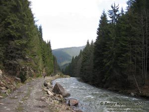 Фото Карпат, Черный Черемош. Пейзаж выше селения Буркут.