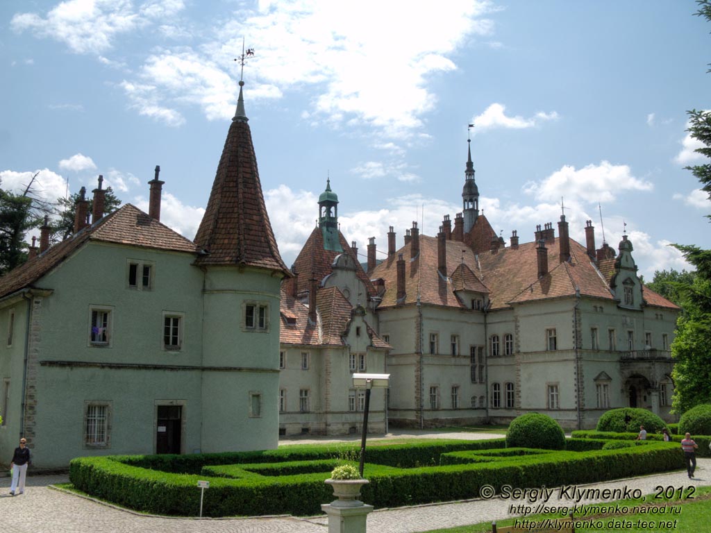 Закарпатская область. Охотничий дворец графов Шенборнов. Фото. Западный фасад.