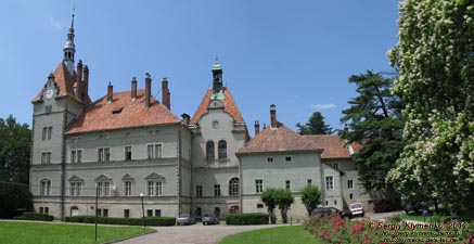 Закарпатская область. Охотничий дворец графов Шенборнов. Фото. Восточный фасад.
