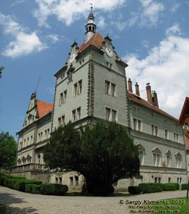 Закарпатская область. Охотничий дворец графов Шенборнов. Фото. Юго-восточная башня.