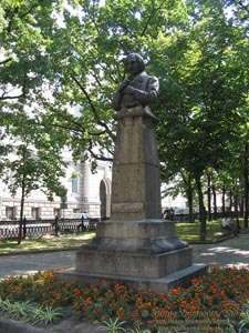 Харьков. Фото. Памятник H. В. Гоголю.