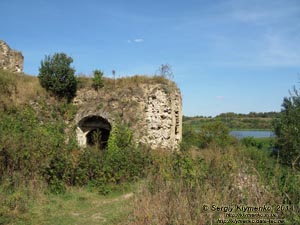 Подолье, Черновицкая область. Фото. Хотин, остатки Днестровских (Каменецких) ворот крепости.