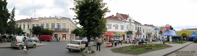 Ивано-Франковская область, город Коломыя. Площадь Возрождения.