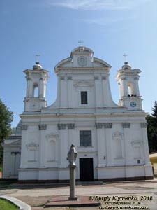 Коростышев (Житомирская область). Фото. Костёл Рождества Пресвятой Девы Марии, 1798 год (50°19'06"N, 29°03'58"E).