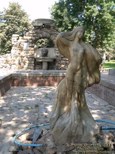 Коростышев (Житомирская область). Фото. Купальня (1820 год) бывшей усадьбы графа Олизара (50°19'10"N, 29°03'57"E).