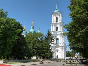 Черниговская область. Фото. Козелец. Колокольня Собора Рождества Богородицы (50°54'43"N, 31°06'40"E). Памятник архитектуры, 1766-1770 годов.