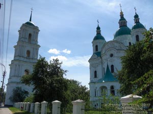 Черниговская область. Фото. Козелец. Колокольня Собора Рождества Богородицы (50°54'43"N, 31°06'40"E). Памятник архитектуры, 1766-1770 годов.