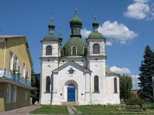 Черниговская область. Фото. Козелец. Вознесенская церковь (50°54'45"N, 31°06'54"E). Памятник архитектуры 1866-1874 годов.