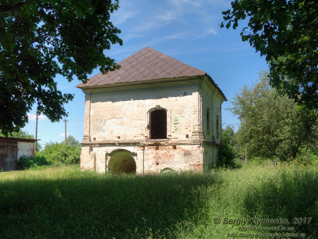 Черниговская область. Фото. Козелец. Усадьба В. Г. Дараган «Покорщина» (50°54'03"N, 31°07'30"E). Каменница Дараган.