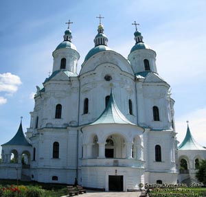 Черниговская область. Фото. Козелец. Собор Рождества Богородицы (50°54'42"N, 31°06'36"E). Памятник архитектуры 1752-1763 годов.