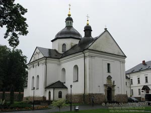 Львовщина. Крехов. Фото. Василианский монастырь. Церковь Св. Николая (1721-1737 годы).