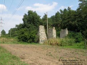 Киевская область, Круглик. Фото. Недостроенный железнодорожный виадук (КиУР).