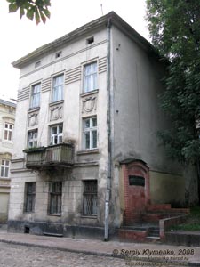 Львов. Фото. Здание по адресу улица Веселая, 4 (на углу с улицей Сянська).