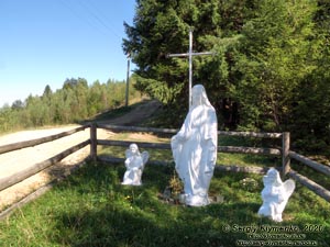 Фото Карпат, Ивано-Франковская область. Яремче. Полонина Маковица. Скульптура Девы Марии на полонине Маковица.