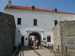 Закарпатская область. Мукачево. Фото. Замок «Паланок» (Palanok). Предзамчье («дебаркадер»).
