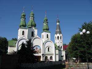 Закарпатская область. Мукачево. Фото. Кафедральный собор в честь Почаевской иконы Божьей Матери.