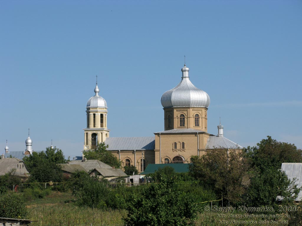 Одесская область. Старая Некрасовка. Фото. Церковь Святого Иоанна Богослова (вид с трассы).