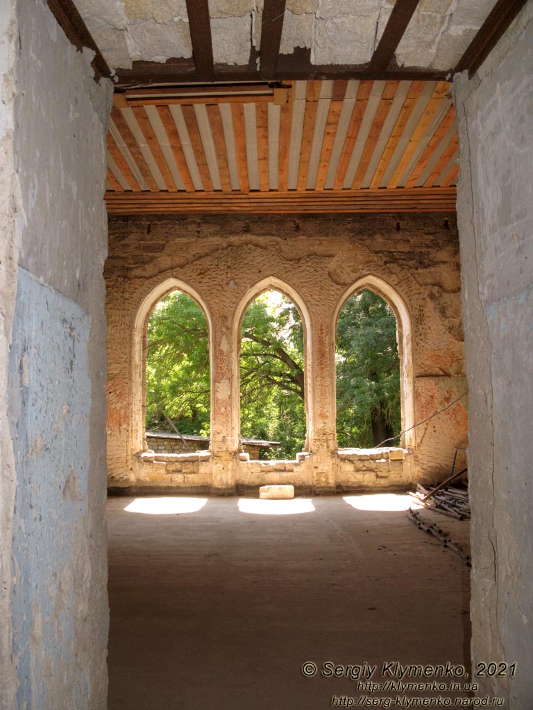 Одесская область. Село Курисово Березовского района. Фото. Дворец-усадьба Курисов (1810-1892 годы), внутри дворца.