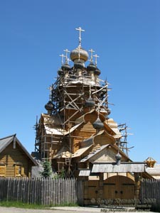 Донецкая область. Святогорский монастырь, деревянный скит с церковью в честь Всех святых.