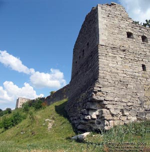 Подолье, Хмельницкая область. Сатанов, замок XIV-XVI вв.